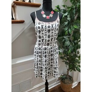 Body Glove Women's White 100% Rayon Scoop Neck Half Sleeve Knee Length Dress XL